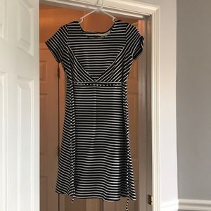 Jessica Simpson Maternity Dress
